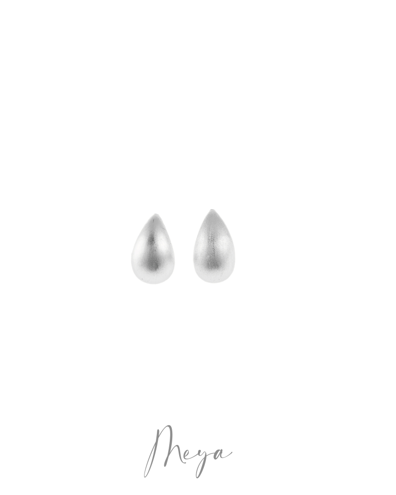 귀걸이 立體上弦月耳環 / 銀色