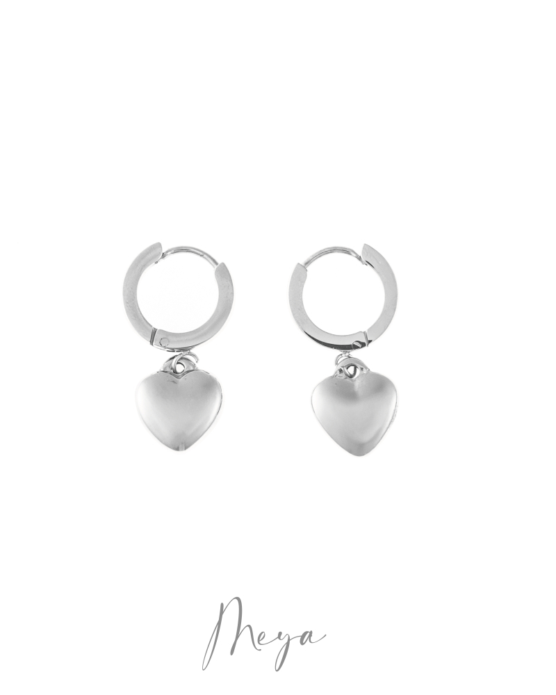 귀걸이 垂墜式立體小愛心圈型耳環 / 銀色
