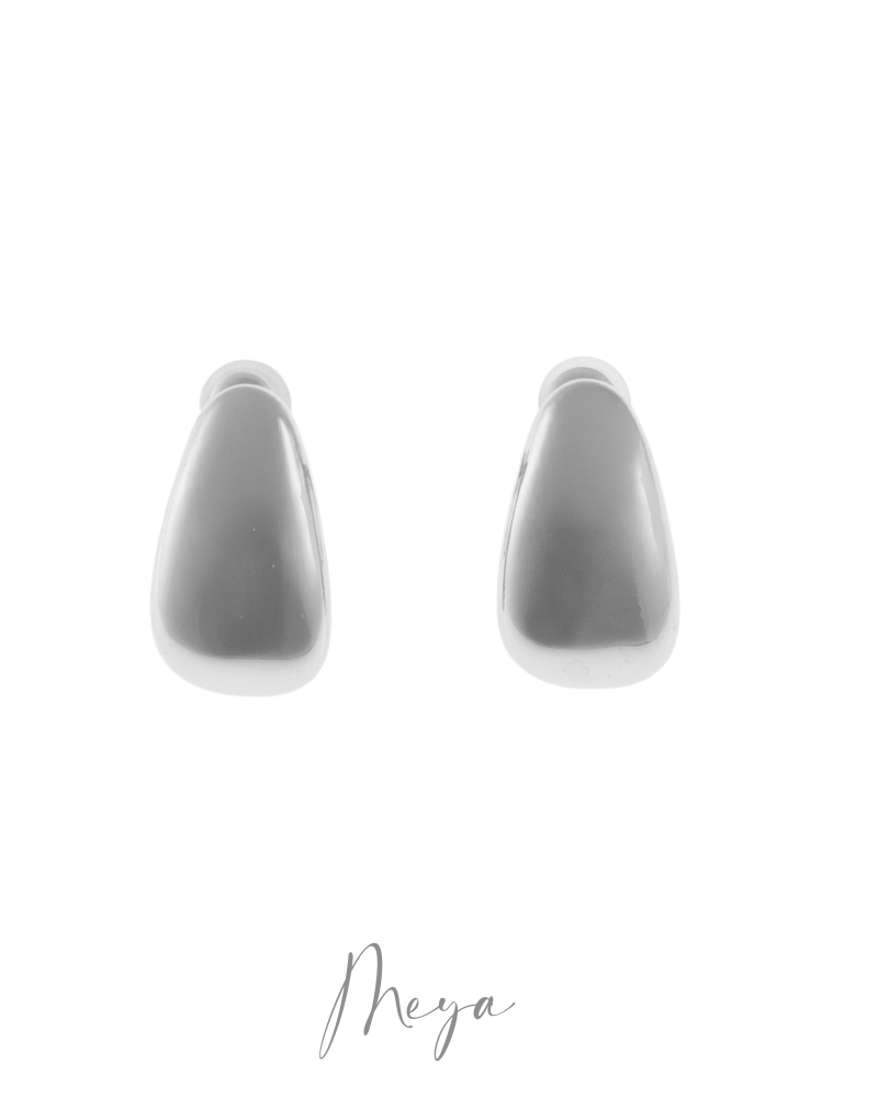 링귀찌 上窄下寬長豆型螺旋夾式耳環 / 銀色