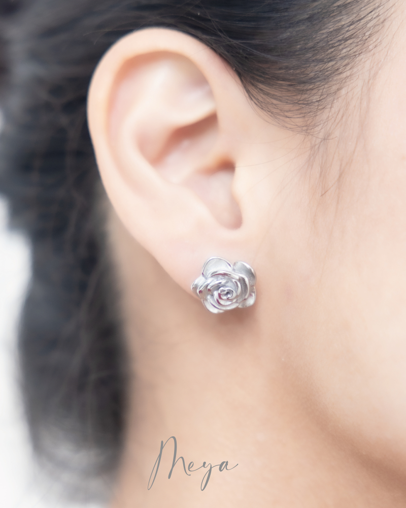 귀걸이 立體玫瑰花耳環 / 銀色