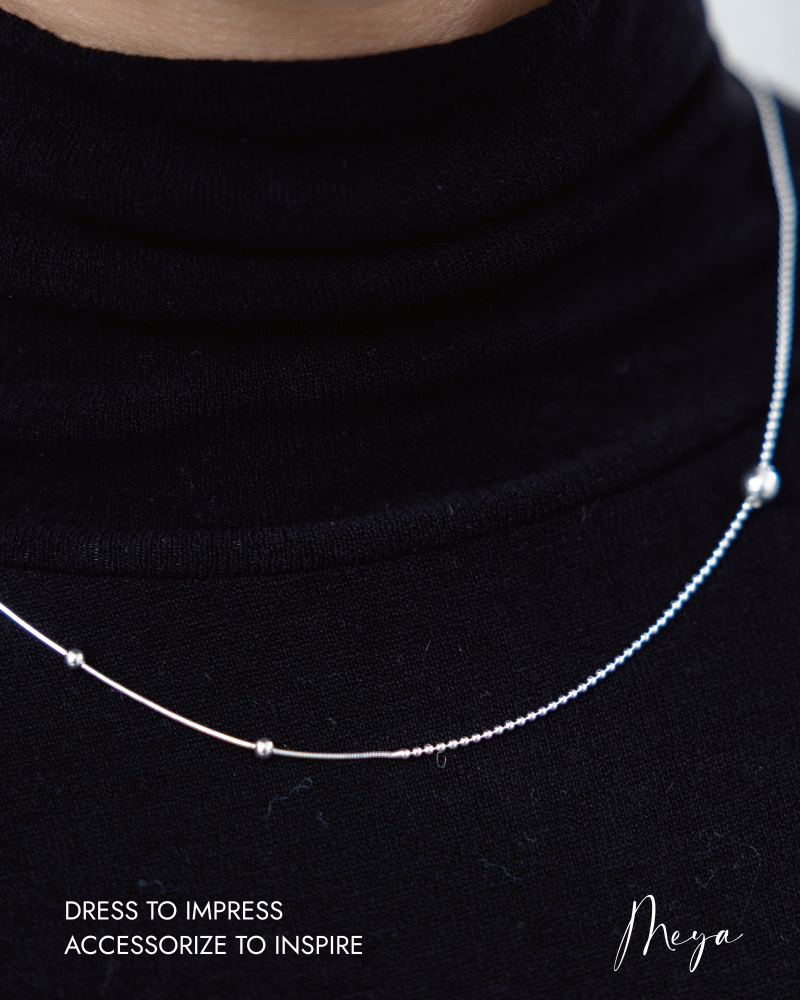 小圓珠鍊拼長間隔圓珠鍊 項鍊／銀色