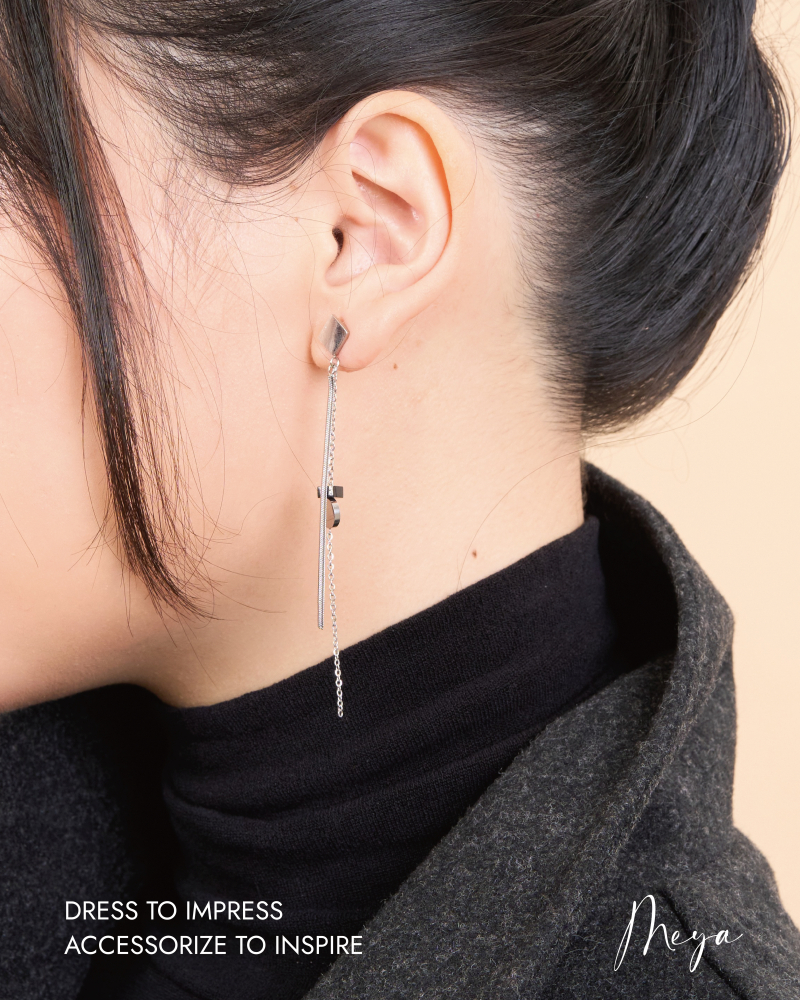 菱形細蛇鏈小豆鏈幾何 垂墜式耳環／銀色