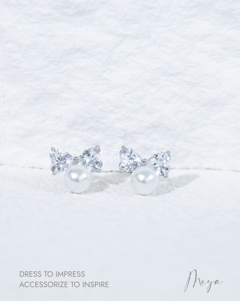 귀걸이 珍珠鋯石蝴蝶結耳環 / 銀色