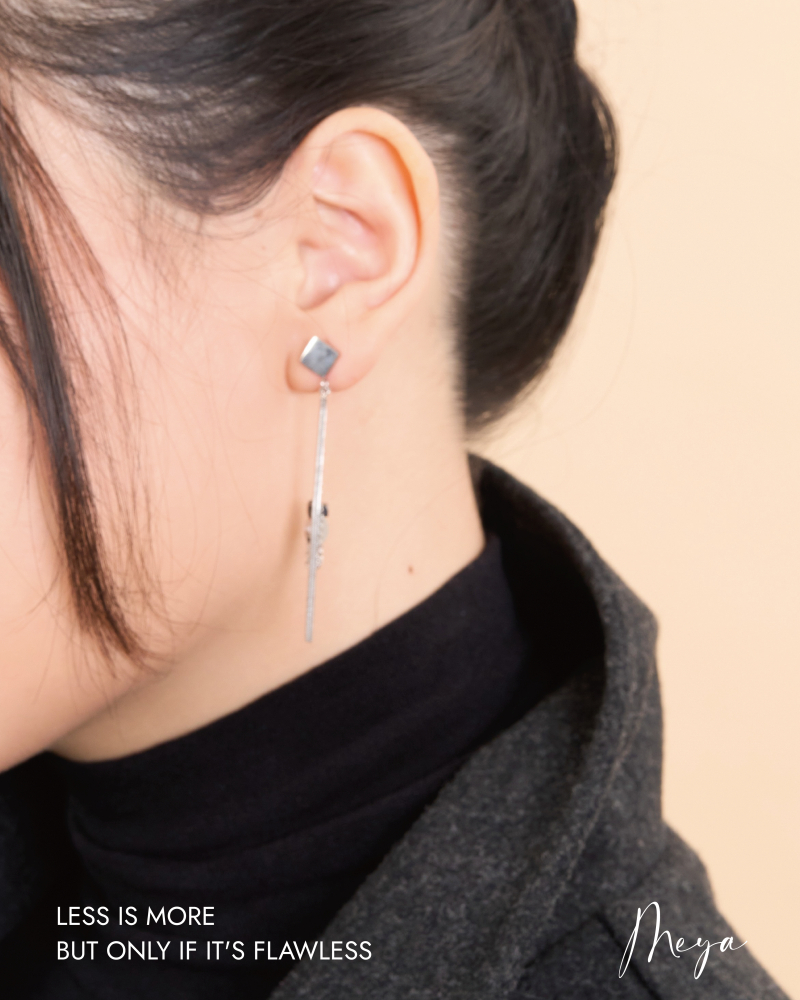 菱形細蛇鏈小豆鏈幾何 垂墜式耳環／銀色