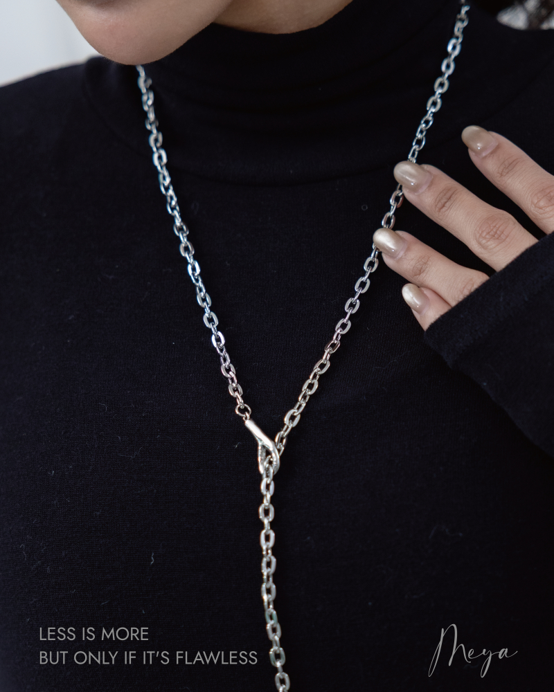 金色鎖頭吊墜長項鏈 / 銀色