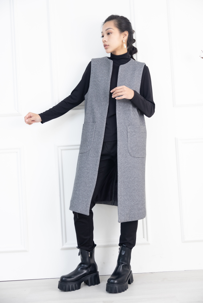 조끼 箭紋羊毛背心外套 / 黑白條紋