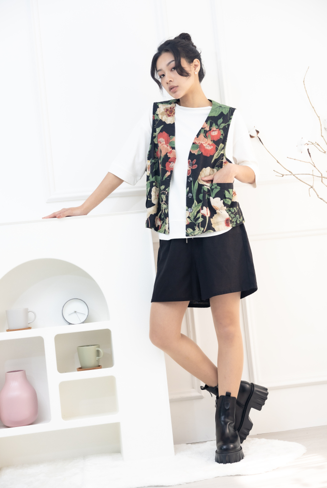 반바지 棉麻抽繩五分褲/黑色