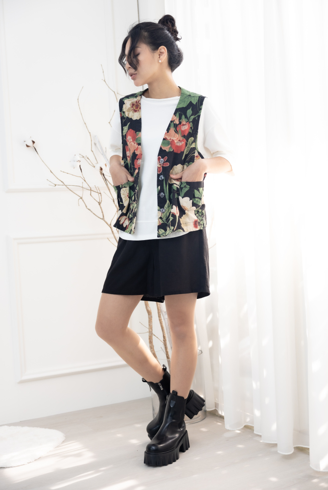 반바지 棉麻抽繩五分褲/黑色