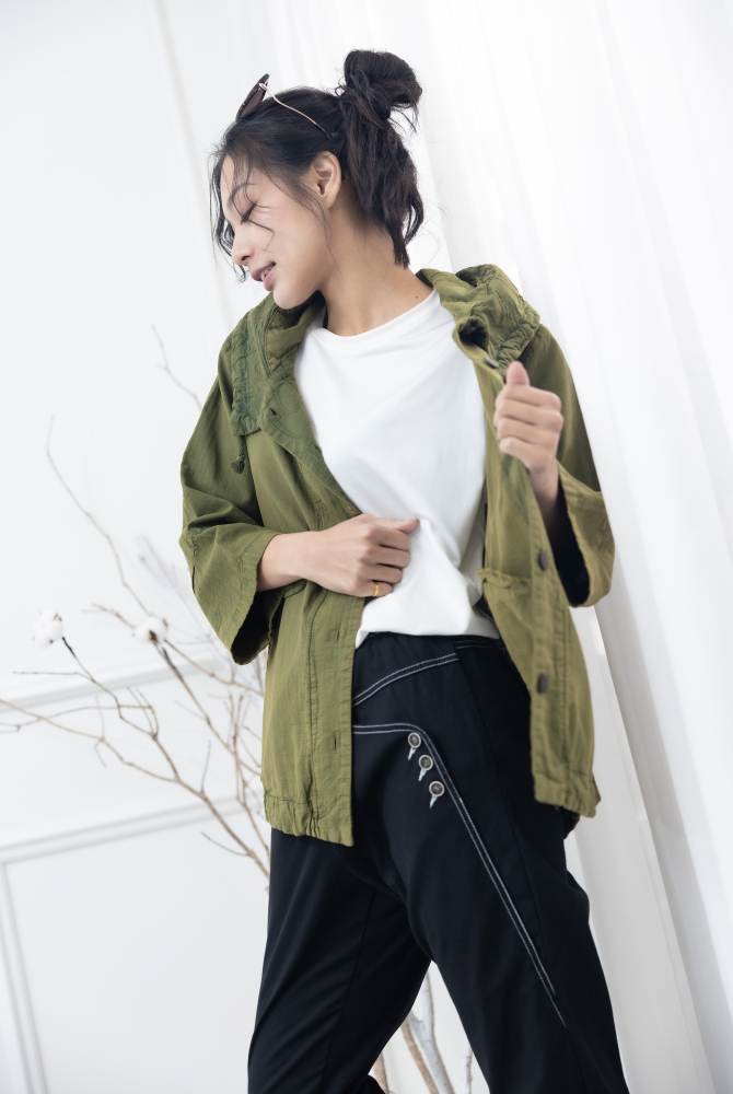 긴 바지 抽繩皮革棉長褲／黑色