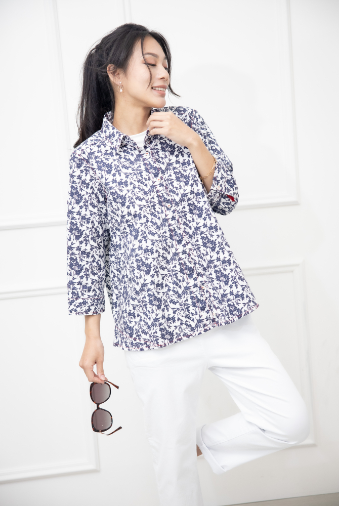 긴팔 印花七分袖襯衫上衣 /白底藍葉影