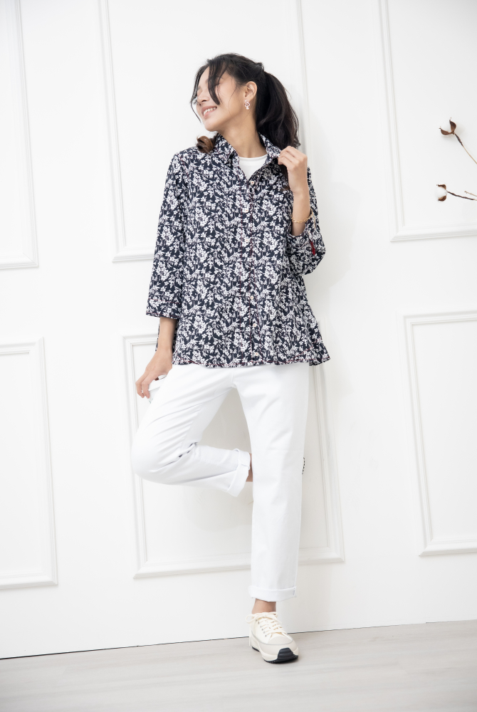 긴팔 印花七分袖襯衫上衣 /黑底白葉影