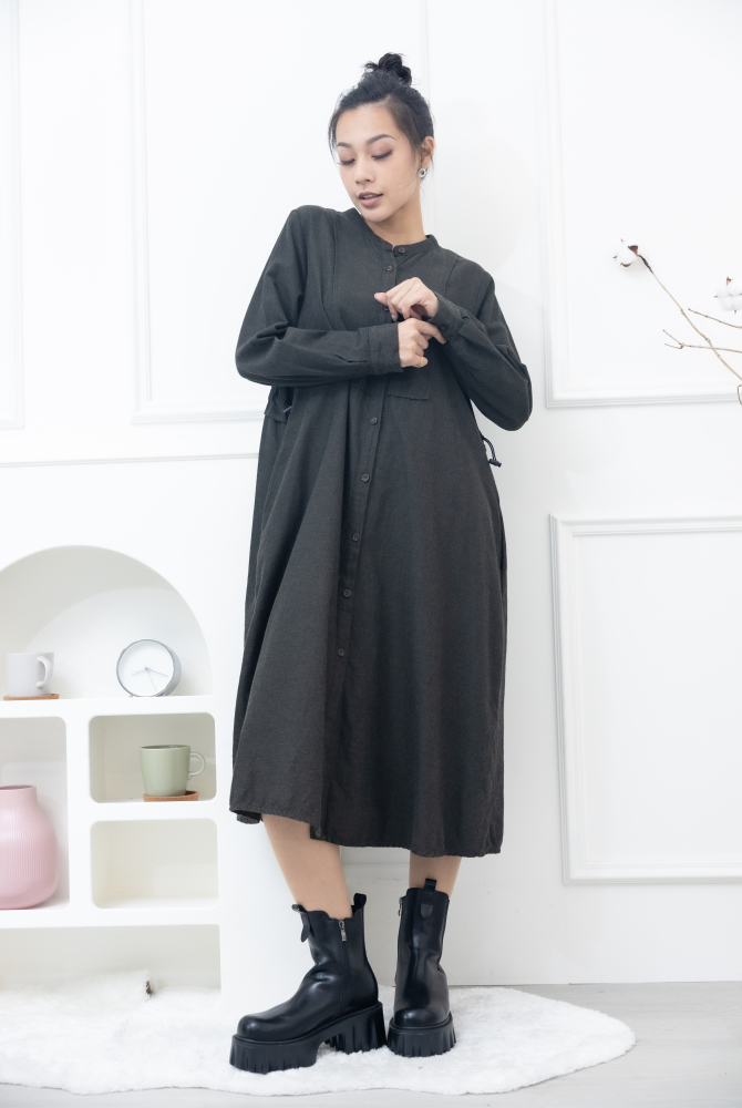 긴팔 開襟背後抽繩長版襯衫 / 綠色