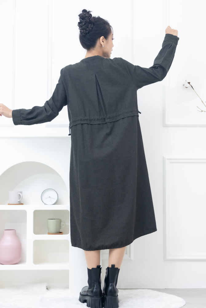 긴팔 開襟背後抽繩長版襯衫 / 綠色