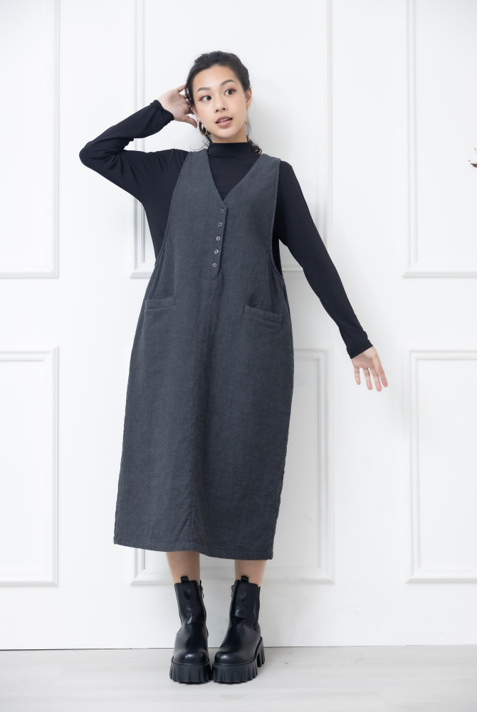 원피스 半開襟小扣子無袖洋裝 / 灰黑色