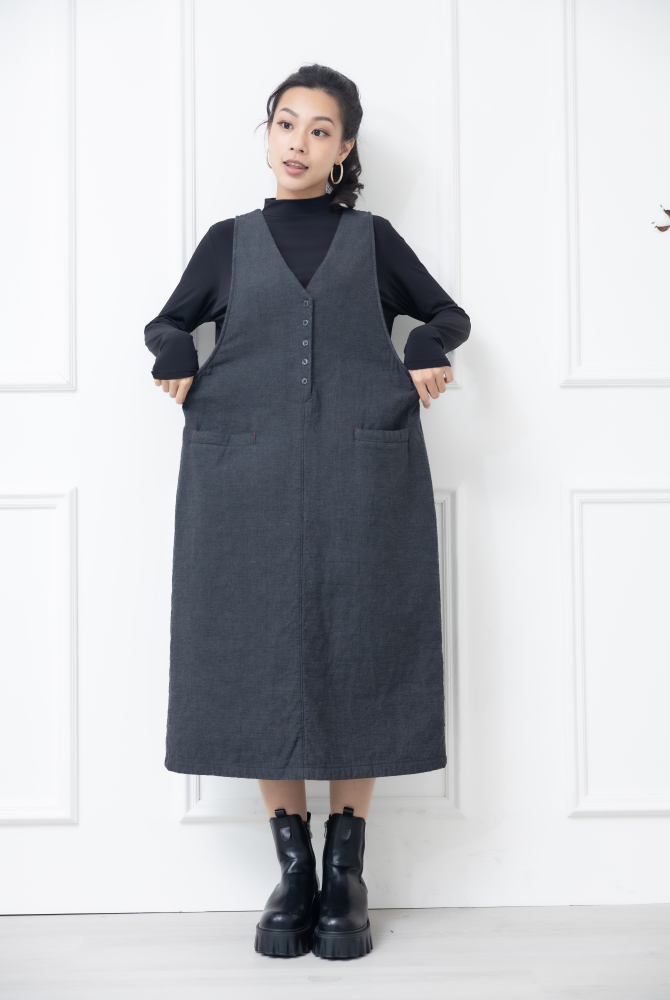 원피스 半開襟小扣子無袖洋裝 / 灰黑色