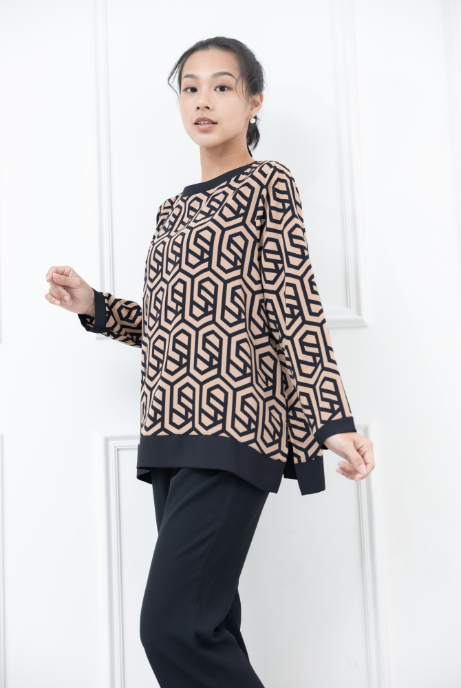 긴팔 黑色格線拼接黑色衣襬長袖上衣 / 棕色