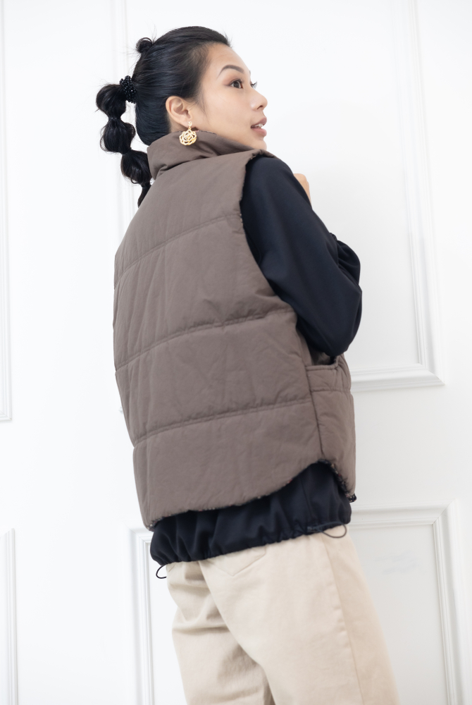 조끼 高領鈕扣式內裡小碎花背心 / 灰卡其色