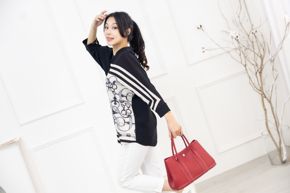 긴 바지 後口袋點綴蕾絲棉長褲 /白色