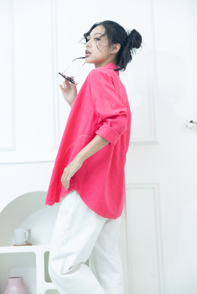 셔츠 小裝飾口袋開襟棉襯衫 / 艷粉色