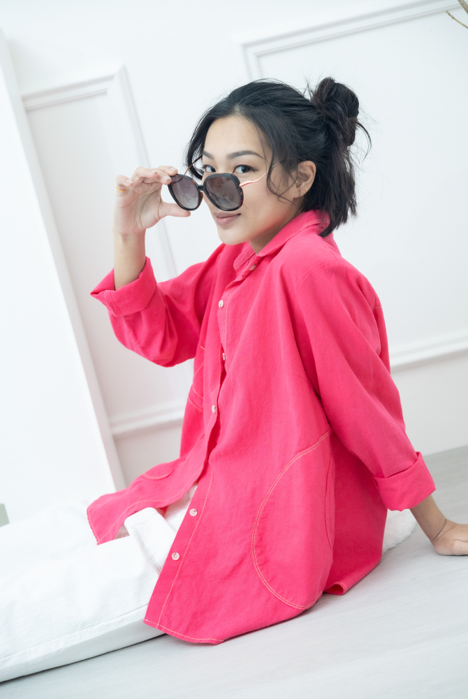 셔츠 小裝飾口袋開襟棉襯衫 / 艷粉色