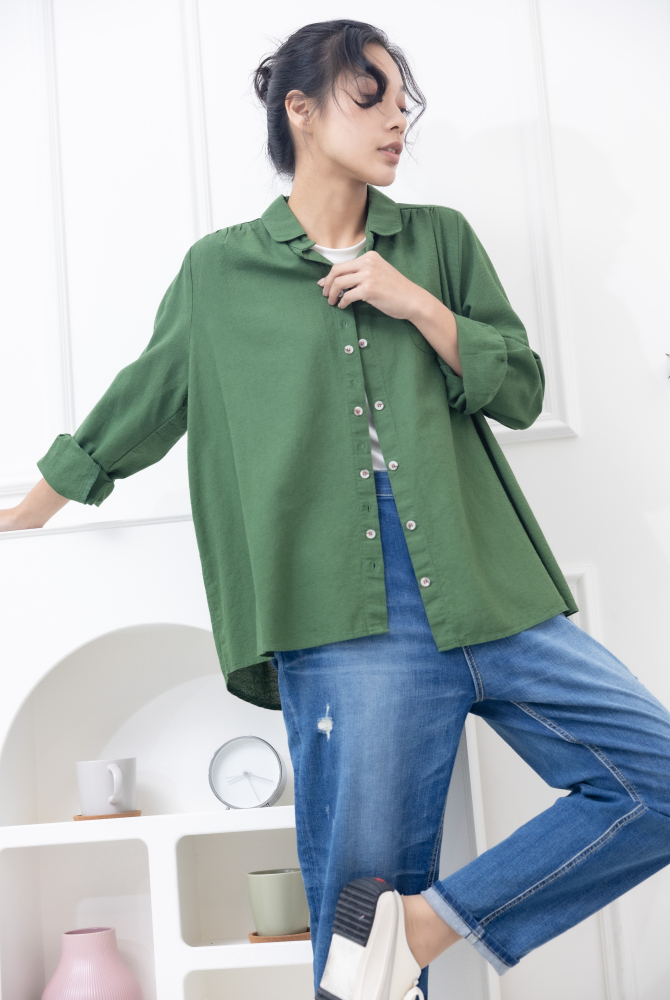 셔츠 肩膀抓皺開襟棉襯衫 / 軍綠色