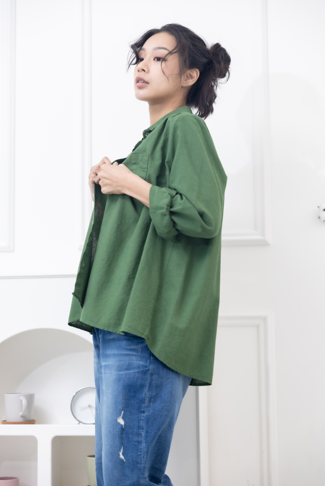 셔츠 肩膀抓皺開襟棉襯衫 / 軍綠色