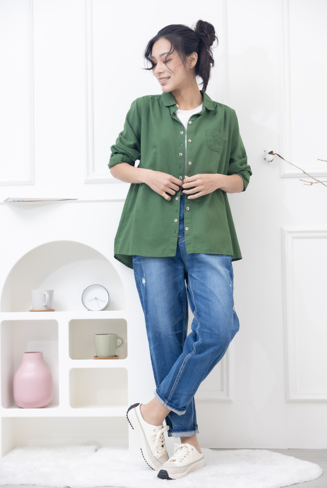 셔츠 肩膀抓皺開襟棉襯衫 / 軍綠色