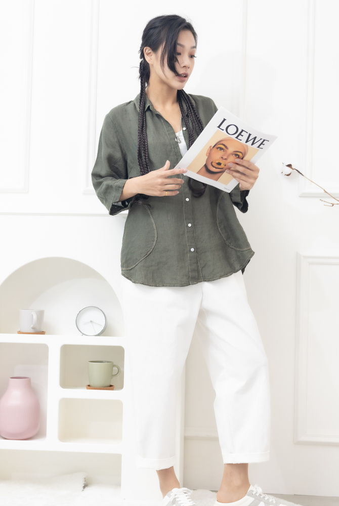 셔츠 素面大圓口袋寬版襯衫 / 軍綠色