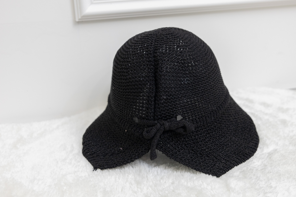 모자 圓領寬延帽／黑色