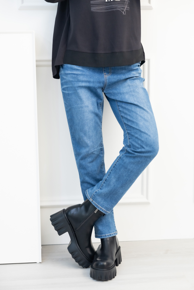 긴 바지 窄管牛仔長褲 / 藍色