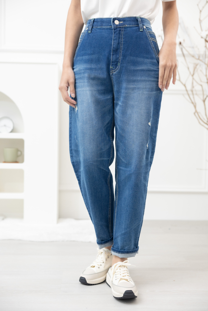 긴 바지 釘扣微刷破管牛仔褲 / 藍色