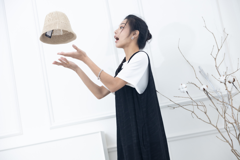 원피스 不規則橫織暈染感無袖洋裝 / 黑色