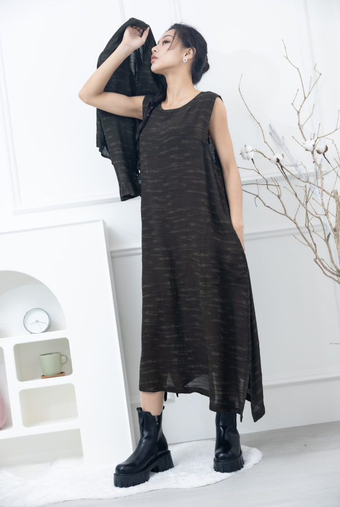 원피스 不規則橫織暈染感無袖洋裝 / 墨綠色