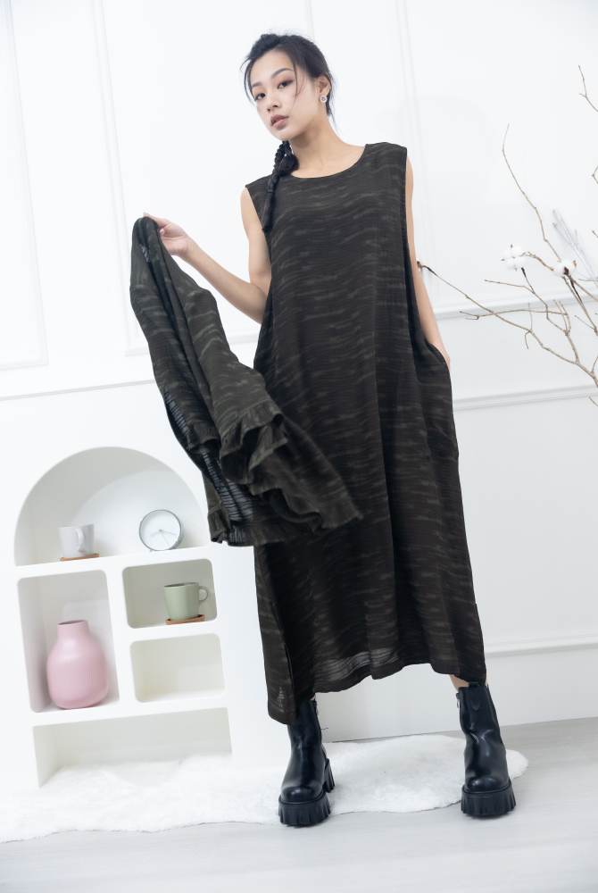 원피스 不規則橫織暈染感無袖洋裝 / 墨綠色