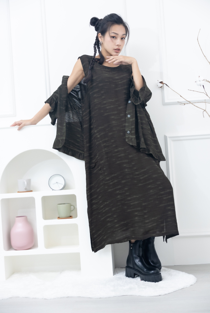 원피스 不規則橫織暈染感無袖洋裝 / 墨綠色