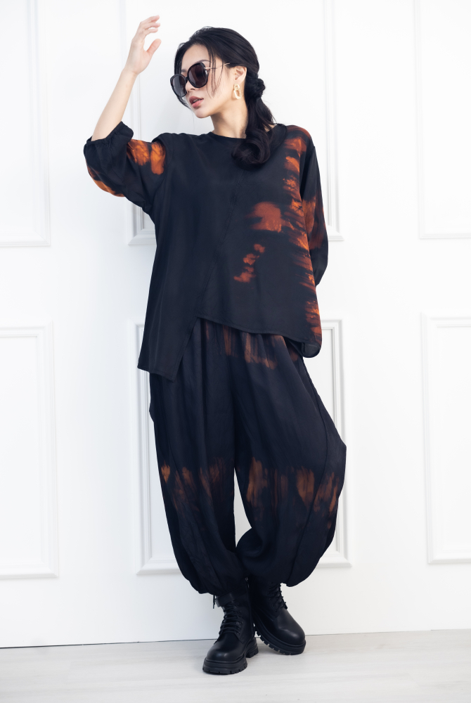 긴팔 橘黃暈染7分泡泡袖上衣 / 黑色