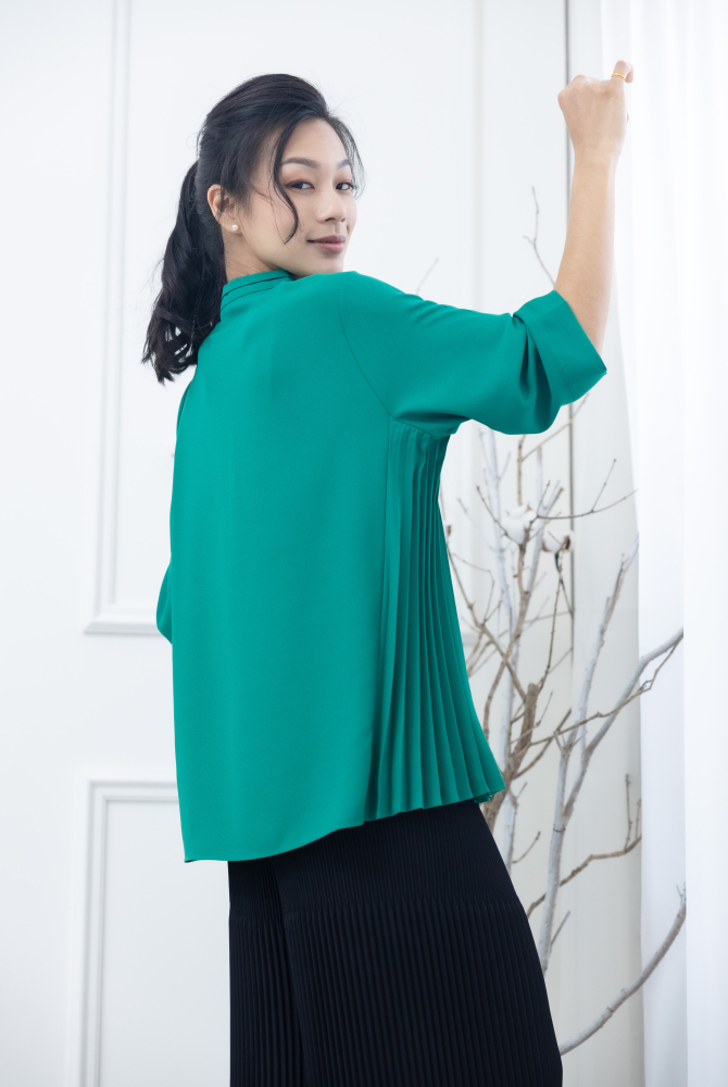 긴팔 素面側邊折子半開襟上衣 / 綠色