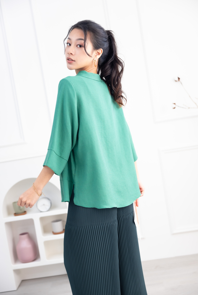 긴팔 不規則領七分袖上衣 / 綠色