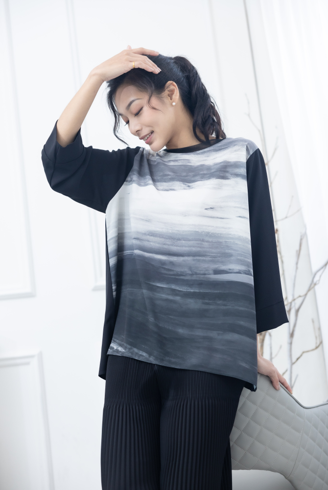 긴팔 前水墨筆痕上衣 / 黑灰色