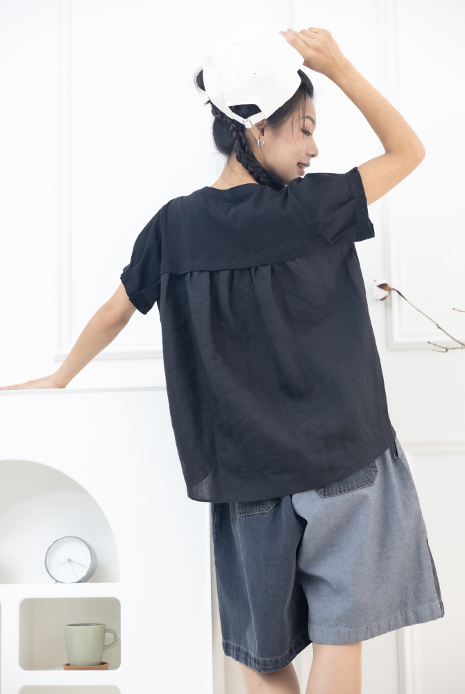 반팔 素面小圓領彈性棉上衣 / 黑色