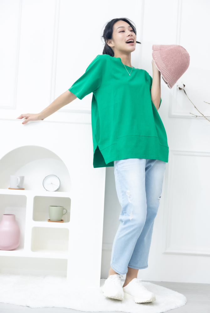 반팔 圓領花苞下擺上衣 / 綠色