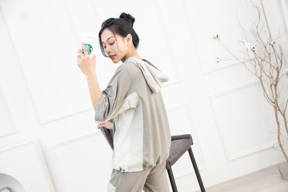 긴팔 撞色七分袖上衣 / 深淺灰