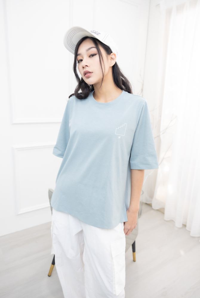 반팔 白線樓梯短袖上衣 / 淺藍色