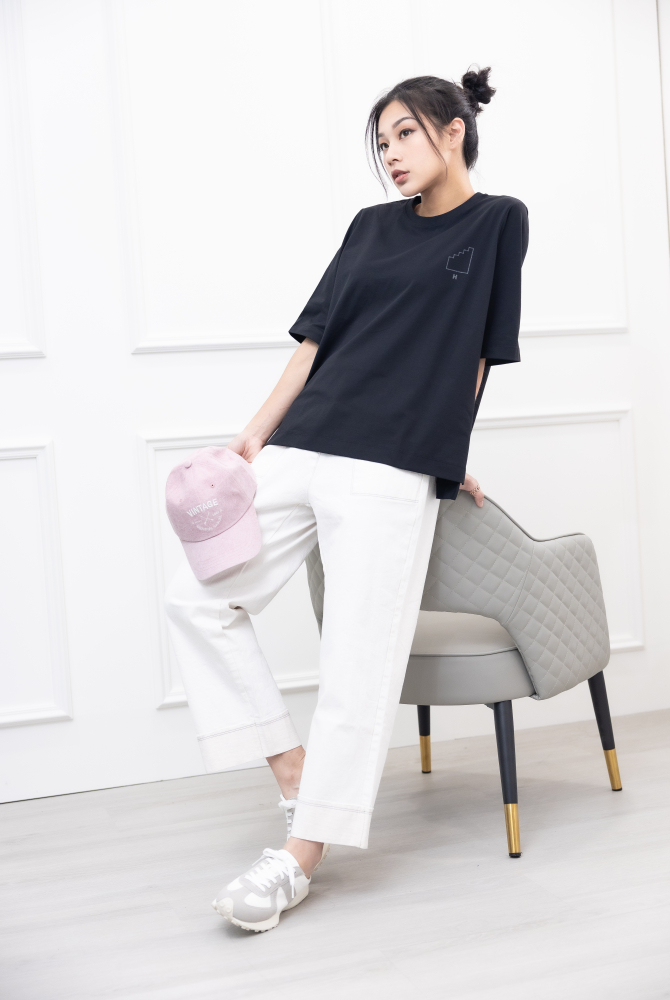 반팔 白線樓梯短袖上衣 / 黑色