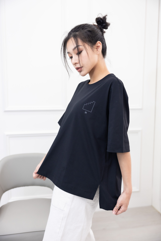 반팔 白線樓梯短袖上衣 / 黑色