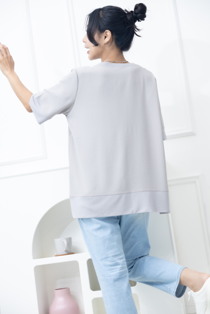 반팔 胸前口袋彈性纖維上衣 / 米灰色