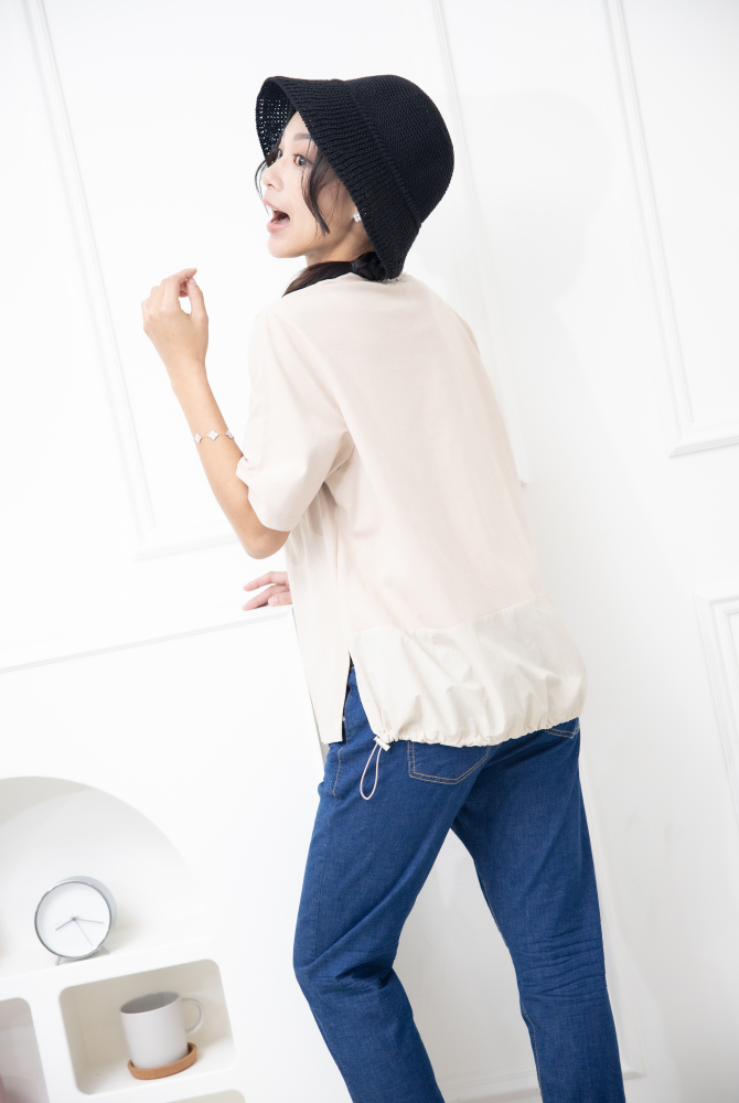 반팔 M字花紋刺繡短袖上衣 / 米漿色