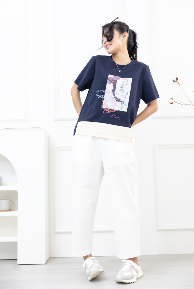 반팔 方形人臉印花刺繡上衣 / 深藍色