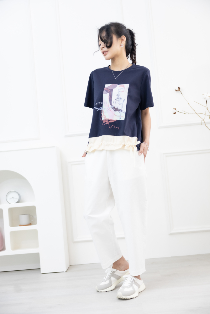 반팔 方形人臉印花刺繡上衣 / 深藍色