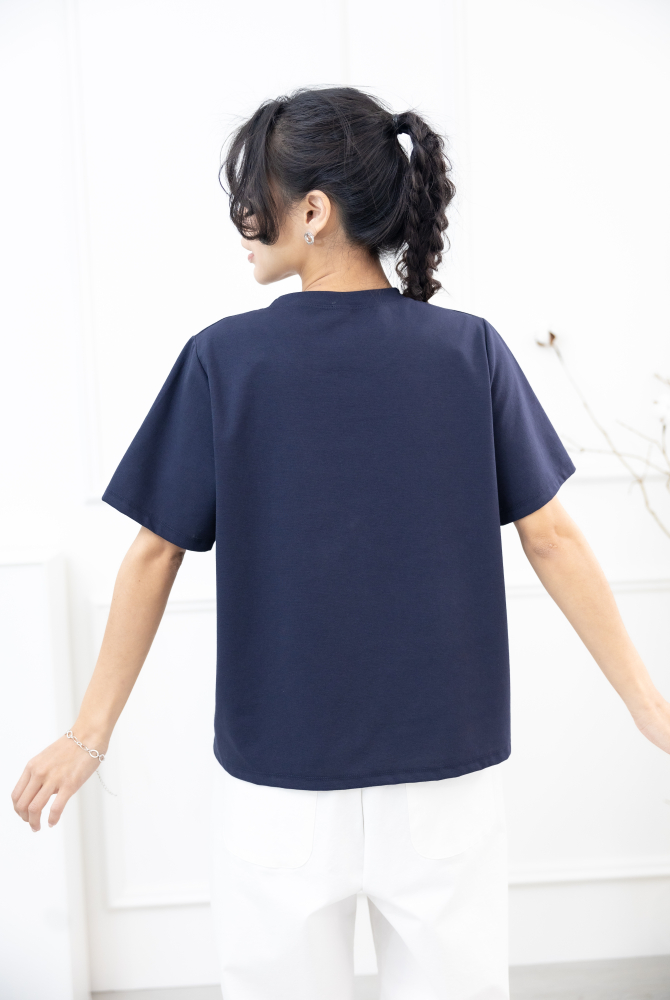 반팔 方形人臉印花刺繡上衣 / 深藍色